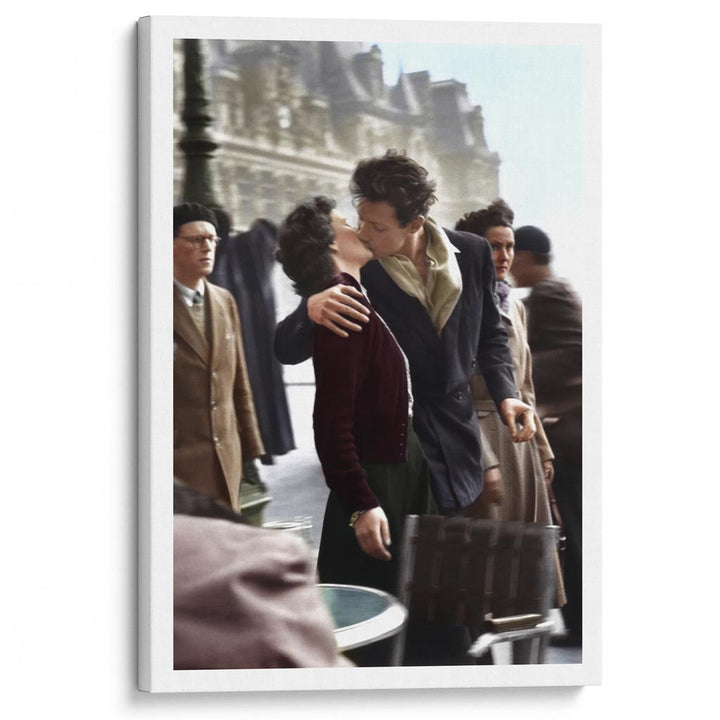 Paris Kiss Vertical | France A4 210 X 297Mm 8.3 11.7 Inches / Stretched Canvas Print Art