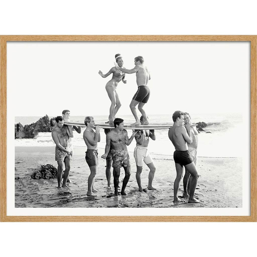 Beach Party | Usa A4 210 X 297Mm 8.3 11.7 Inches / Framed Print: Natural Oak Timber Print Art